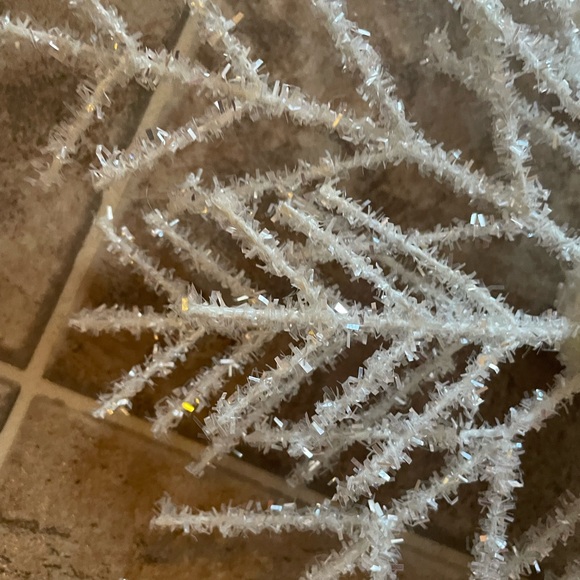 Sparkling White Snowflake Tree Topper - Picture 3 of 6